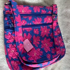 Vera Bradley Triple Zip Hipster Crossbody Bag Purse Art Poppies New